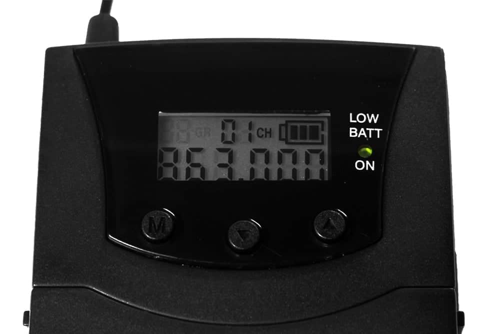 Bedienelemente des tragbaren Senders TX-400 Mobi