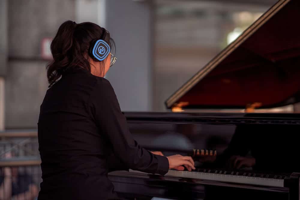 cuffie-sx-839-silentsystem-yamaha-concerto Kabellose Kopfhörer SX-839 von Silentsystem bei einem Yamaha-Konzert